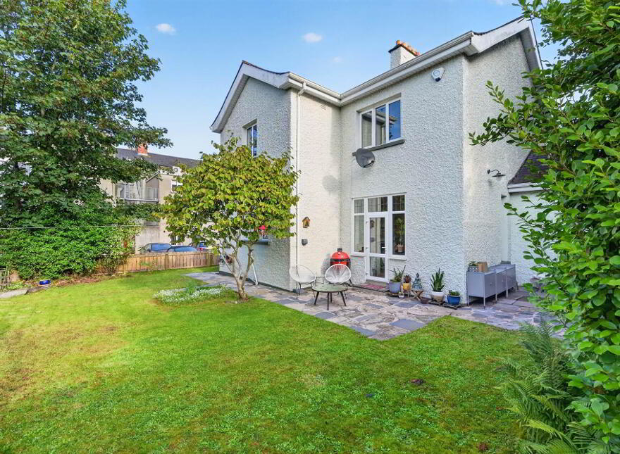 9 Osborne Park, Off Malone Road, Belfast, BT9 6JN