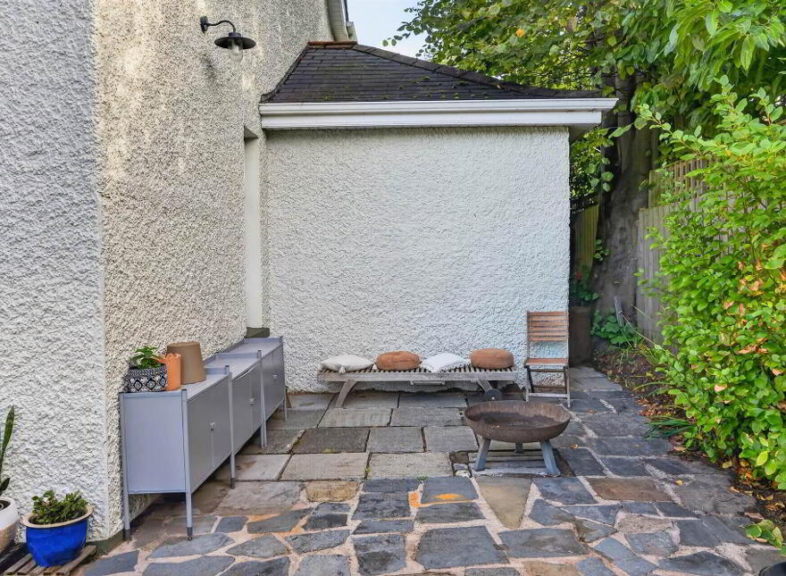 9 Osborne Park, Off Malone Road, Belfast, BT9 6JN