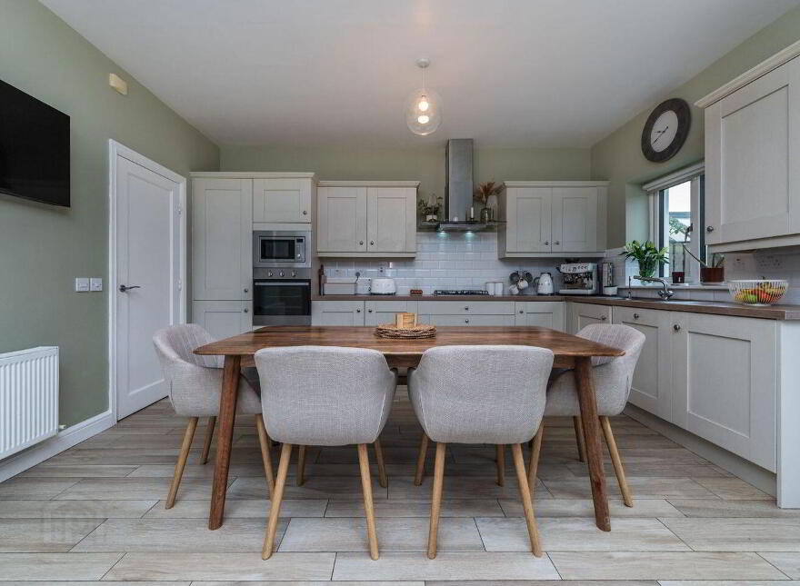 7 Oaktree Park, Cunnaberry Hill, Kildare, R51E803