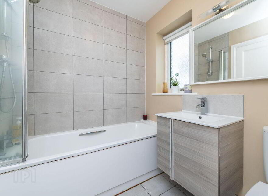 7 Oaktree Park, Cunnaberry Hill, Kildare, R51E803