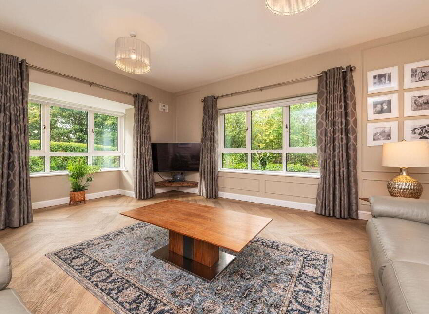 7 Oaktree Park, Cunnaberry Hill, Kildare, R51E803