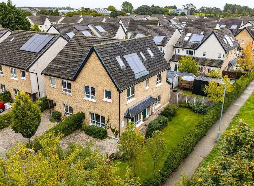 7 Oaktree Park, Cunnaberry Hill, Kildare, R51E803