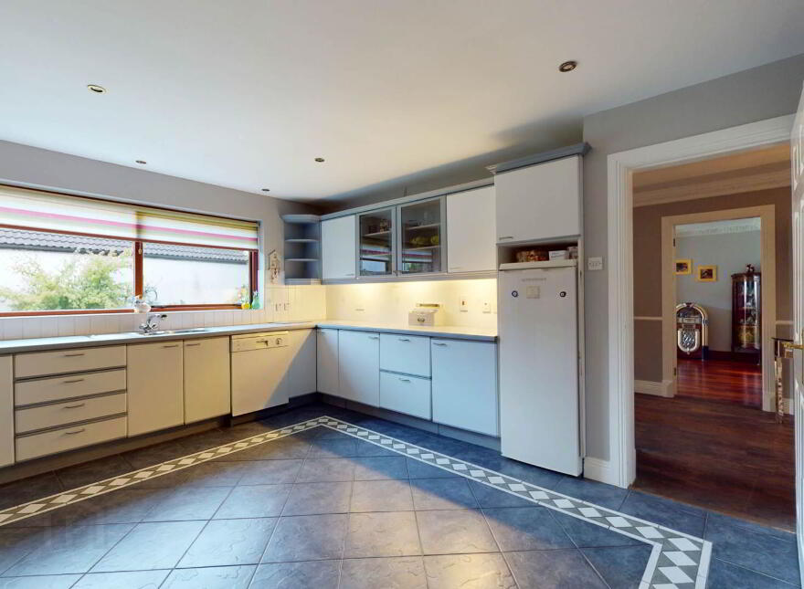 79 Glen Road, Derry, BT48 0BZ