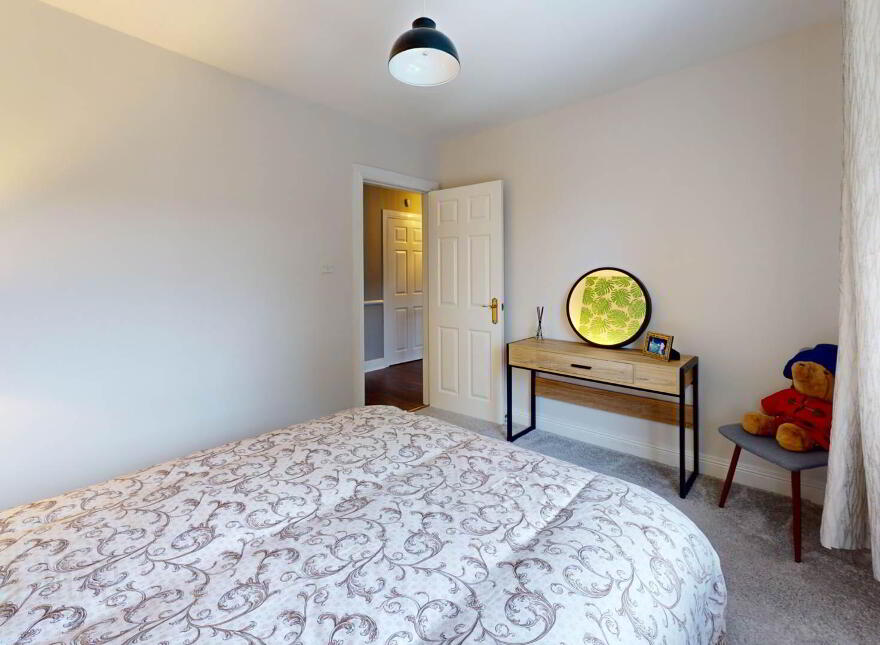 79 Glen Road, Derry, BT48 0BZ