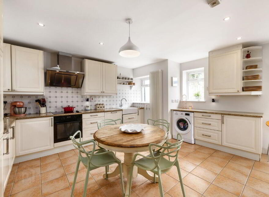 30 Main Street, Howth, Howth, D13P8K7