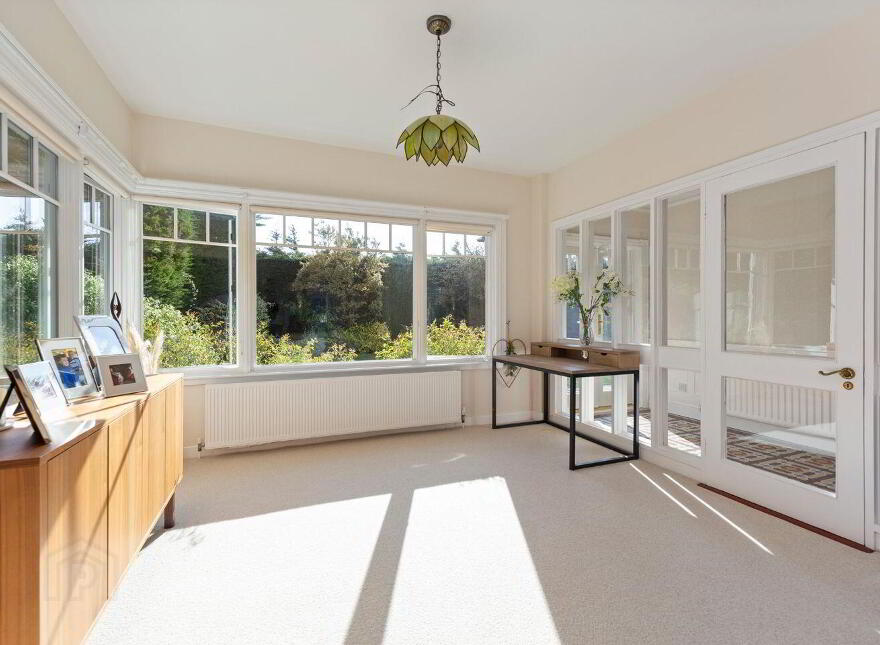 Dunbrody, Torquay Road, Foxrock, Foxrock, D18V6F2
