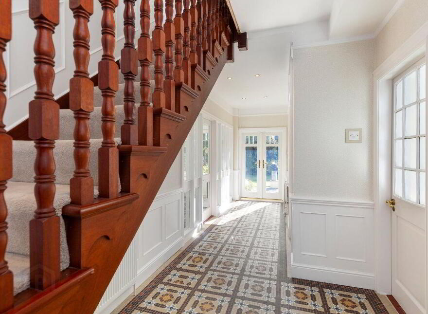 Dunbrody, Torquay Road, Foxrock, Foxrock, D18V6F2