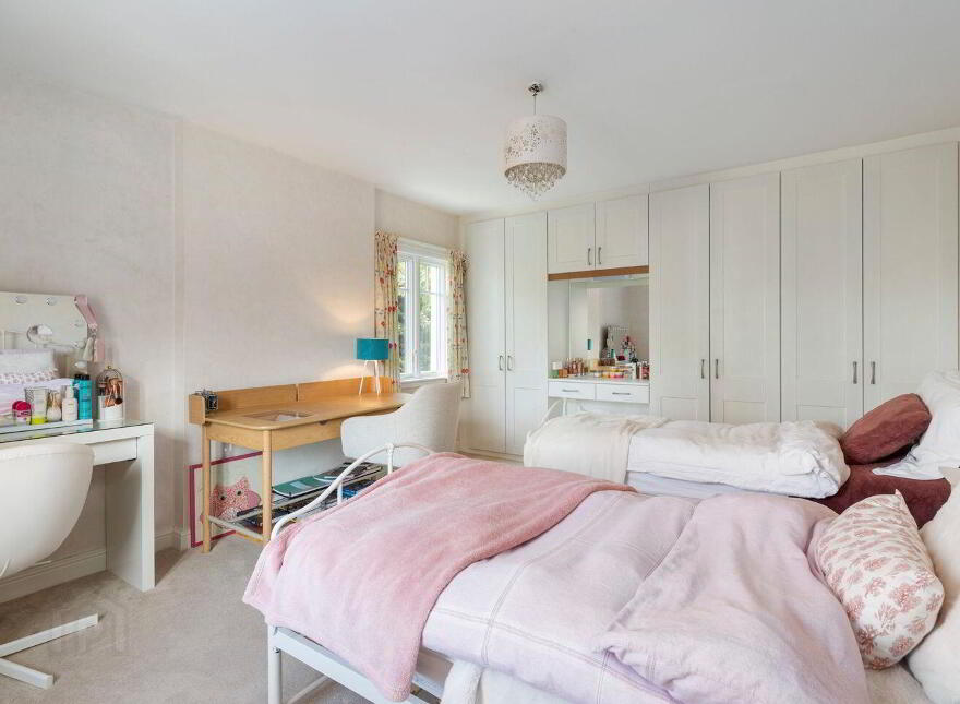 Dunbrody, Torquay Road, Foxrock, Foxrock, D18V6F2