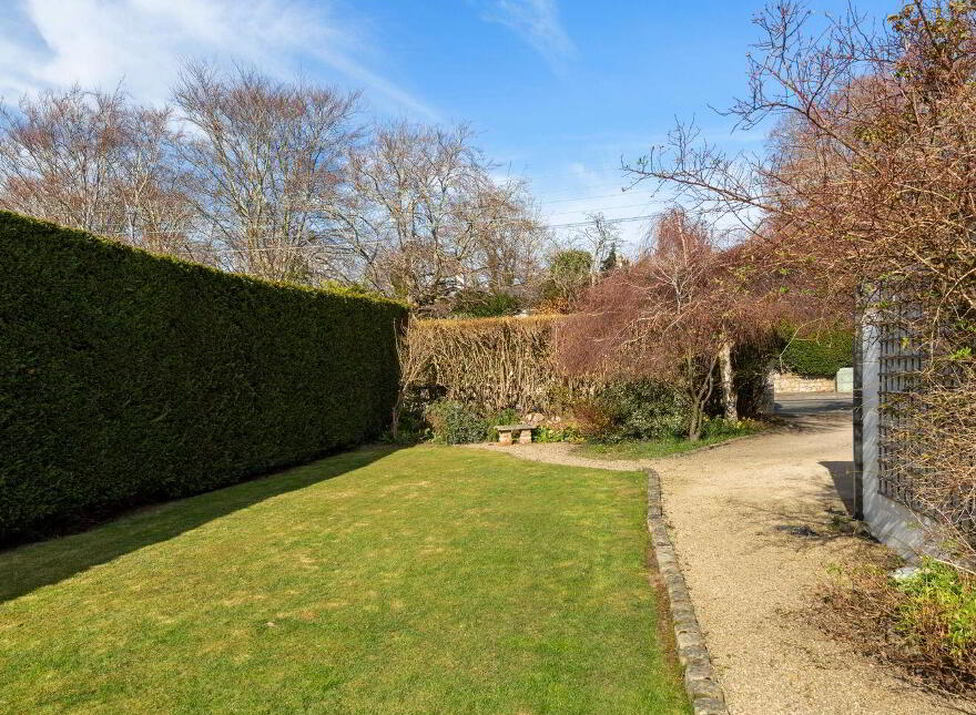 Dunbrody, Torquay Road, Foxrock, Foxrock, D18V6F2