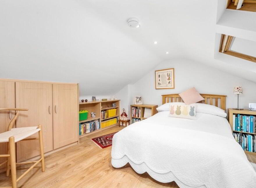 90 College Park Way, Ballinteer, D16R8K8
