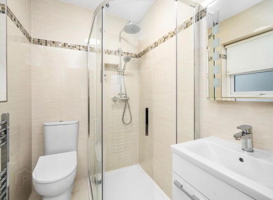90 College Park Way, Ballinteer, D16R8K8