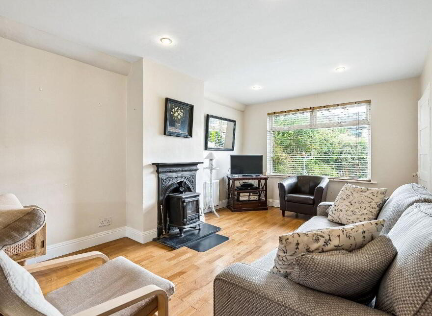 105 Loreto Avenue, Rathfarnham, Dublin 14, D14EK64
