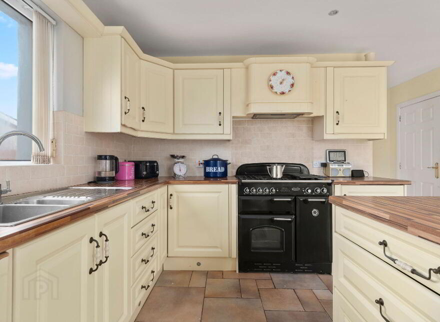 15 Willan Drive, Portrush, BT56 8PU