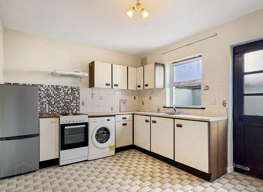 68 Saint Brendan's Avenue, Woodquay, H91YWN8