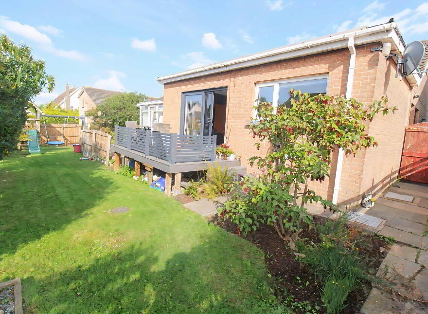 43 Ballymacormick Drive, Bangor, BT19 6BH