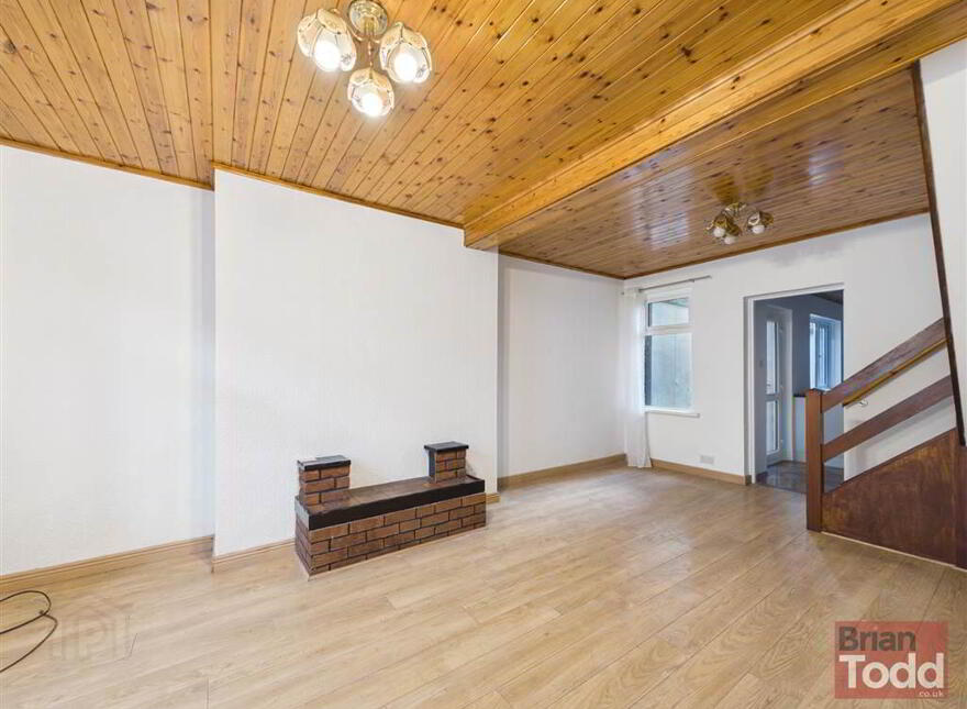 Glynnview Av, Larne, BT40 1BT