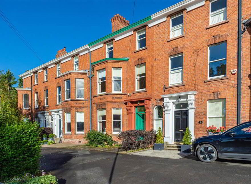 3 Parkmount, Lisburn, BT27 4AN