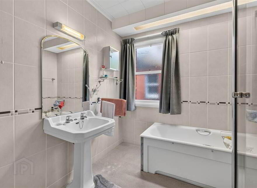 3 Parkmount, Lisburn, BT27 4AN