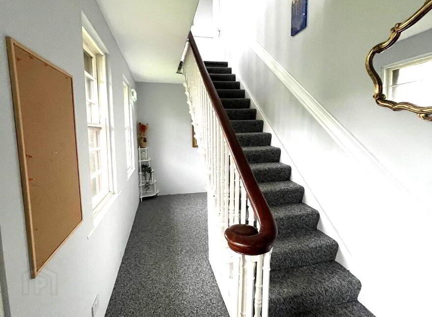 "Strandhill Lodge", Shore Road, Stranhill, F91W957
