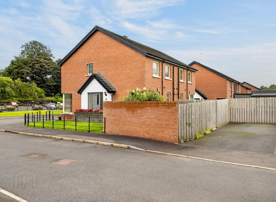 31 Haughtons Hall, Cullybackey, Ballymena, BT42 1FT