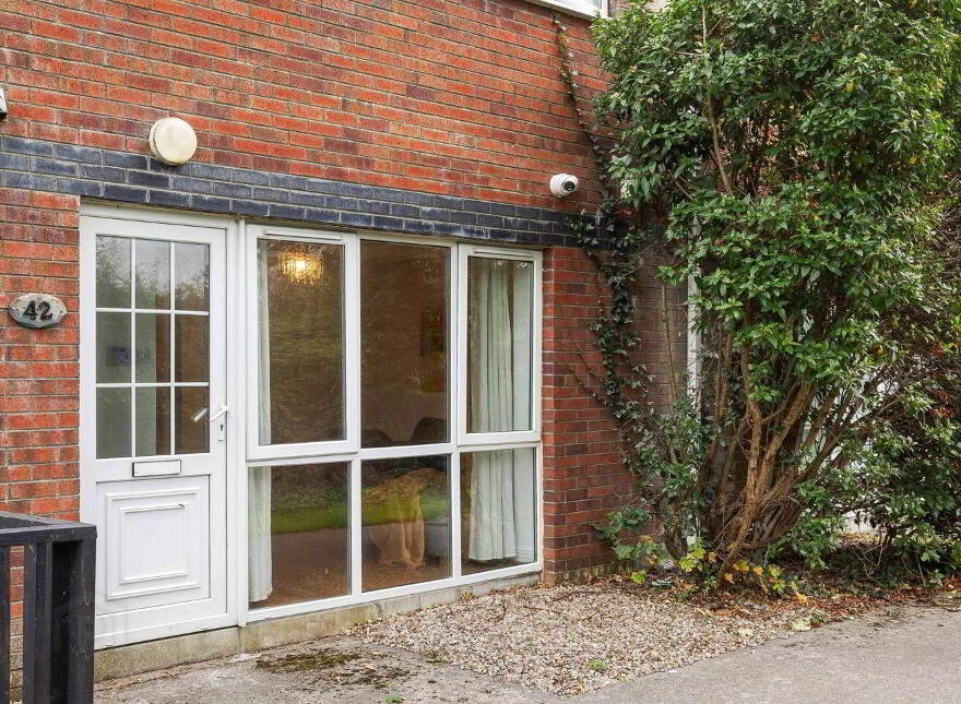 42 Millbrook Apartments, Navan, C15W865
