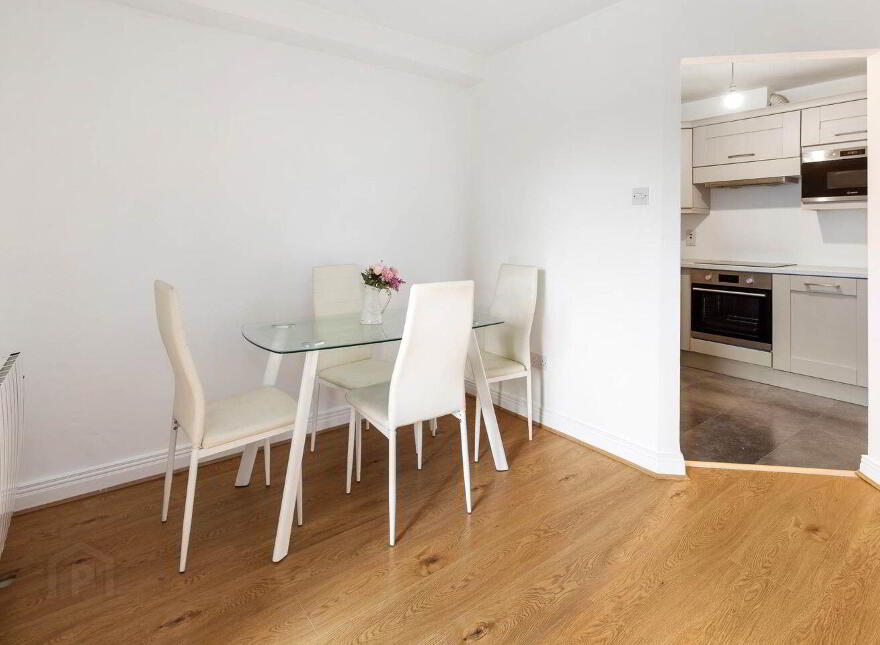 42 Millbrook Apartments, Navan, C15W865