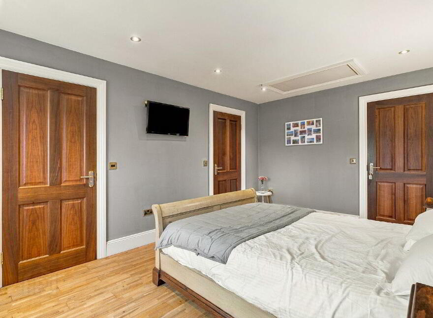 Mylerstown, Robertstown, W91N9C3