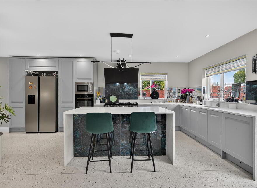 37 Mountainview Gardens, Belfast, BT14 7GU