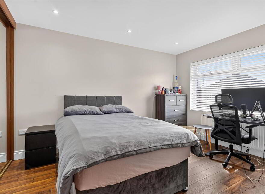 37 Mountainview Gardens, Belfast, BT14 7GU