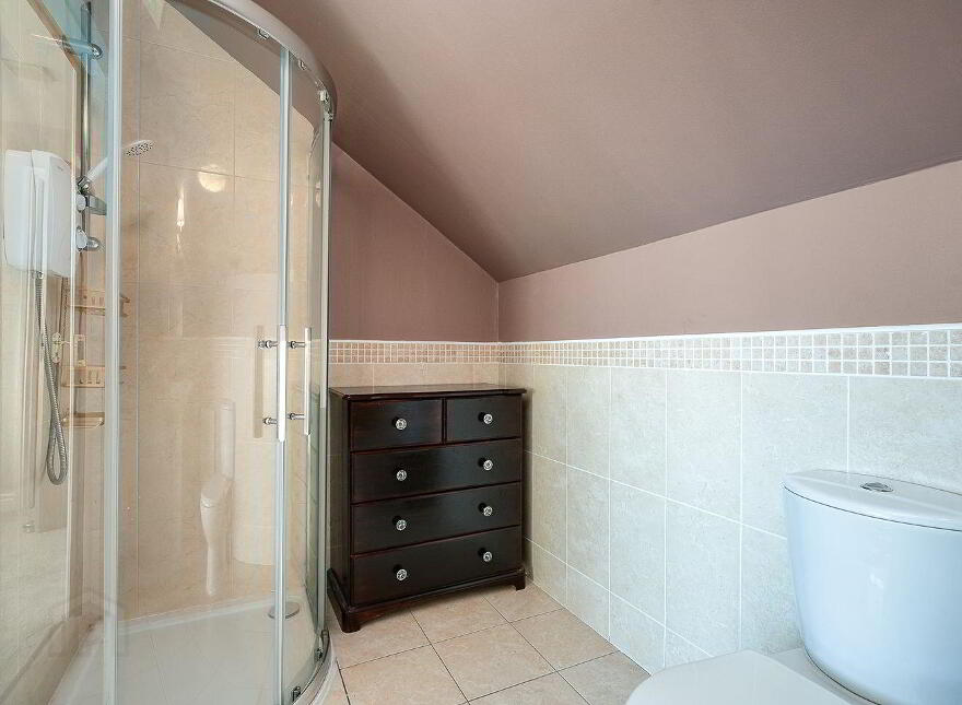 8 Slade Castle Wood, Saggart