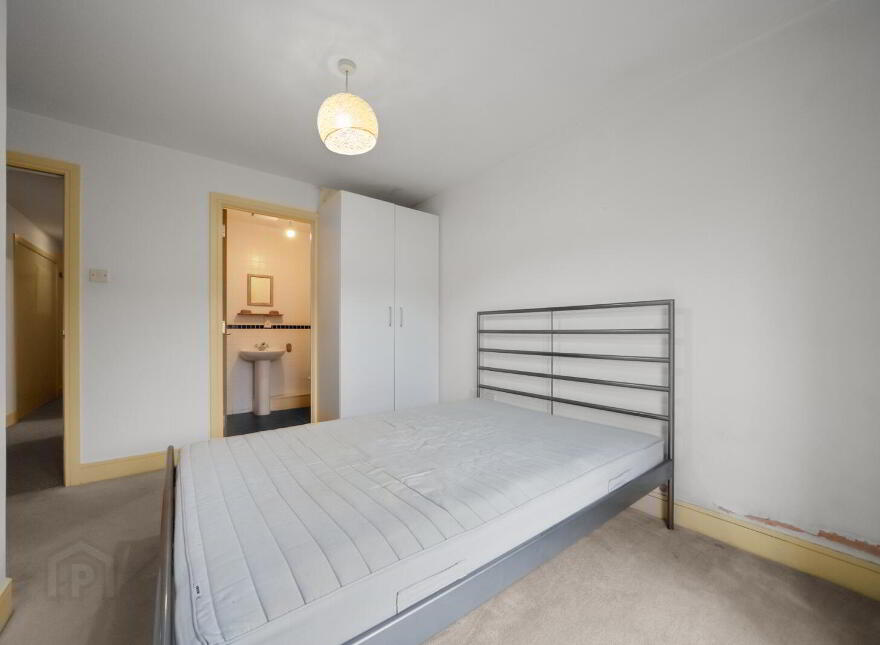 Apt 20 South Studios, 85 Tates Avenue, Belfast, Belfast, BT9 7BS