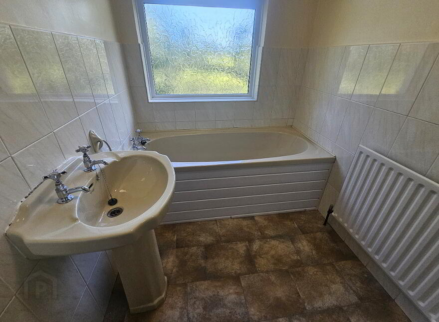 8 Cairnhill Road, Templepatrick, BT39 0JA