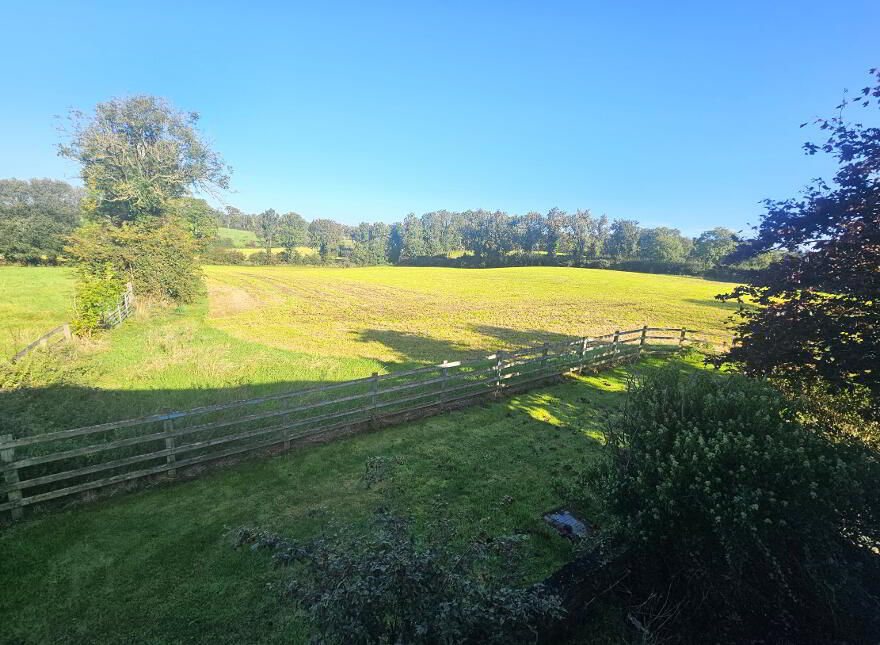 8 Cairnhill Road, Templepatrick, BT39 0JA
