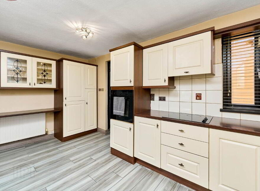 649 Carnlough Road, Cabra, Cabra, D07V9F9