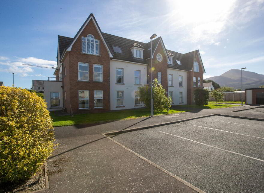 16 Boulevard Park, Dundrum Road, Newcastle, BT33 0GH