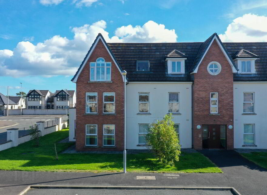 16 Boulevard Park, Dundrum Road, Newcastle, BT33 0GH