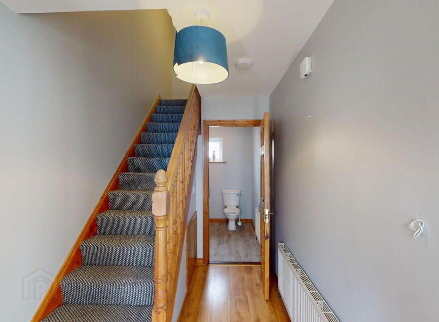 44 Dromore, Cootehill, H16H674