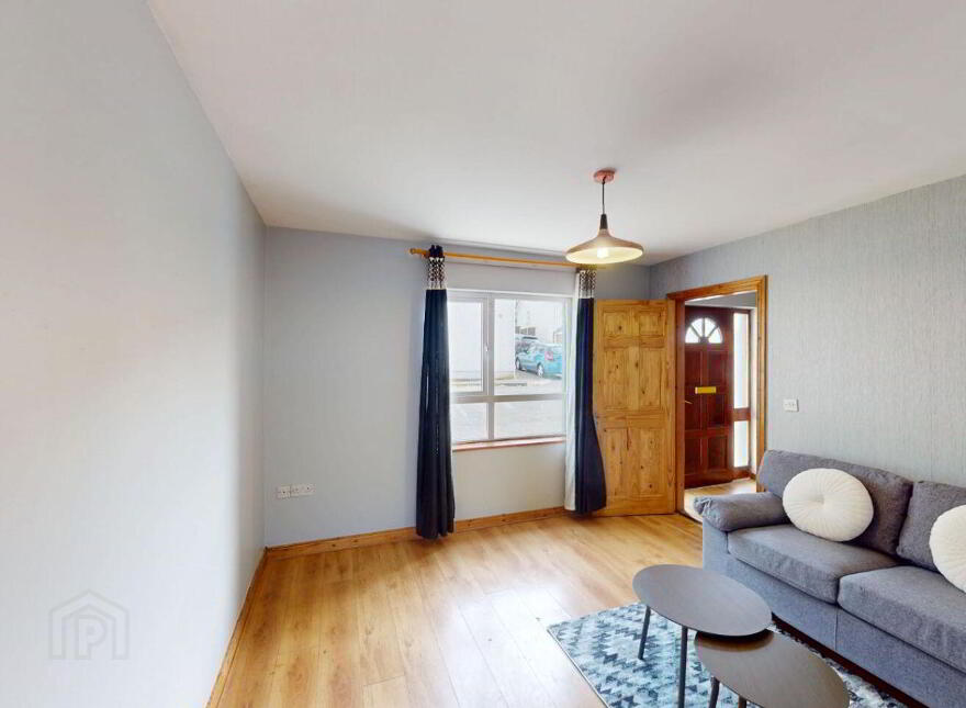 44 Dromore, Cootehill, H16H674
