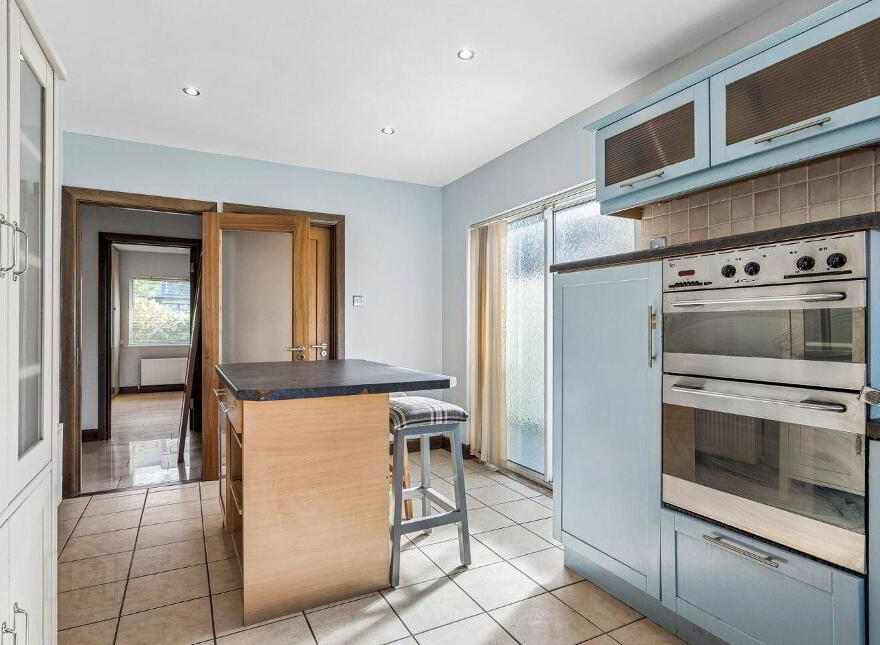 2 Dispensary Lane, Rathfarnham, Dublin 14, D14N6Y5