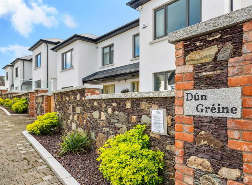 6 Dun Greinne ( Showhouse), Coolgreany, Scarnagh, Y25P031