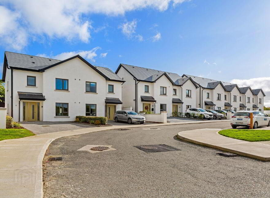 6 Dun Greinne ( Showhouse), Coolgreany, Scarnagh, Y25P031
