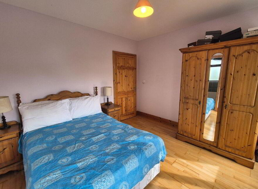 Crofton Park Lodge, Crofton Park, Ballina, F26AN49