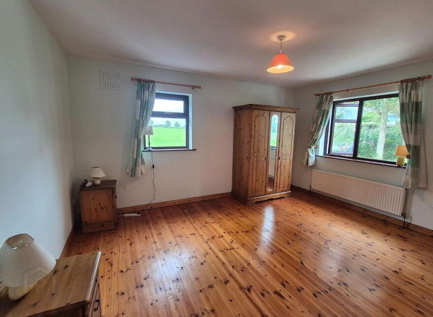 Crofton Park Lodge, Crofton Park, Ballina, F26AN49