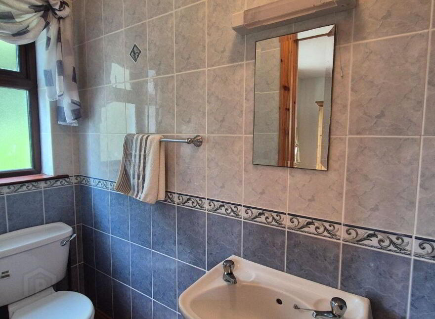 Crofton Park Lodge, Crofton Park, Ballina, F26AN49