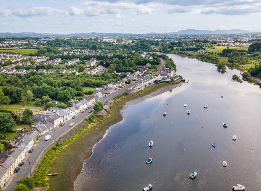 The Quay, Ballina, Ballina, F26F7D4