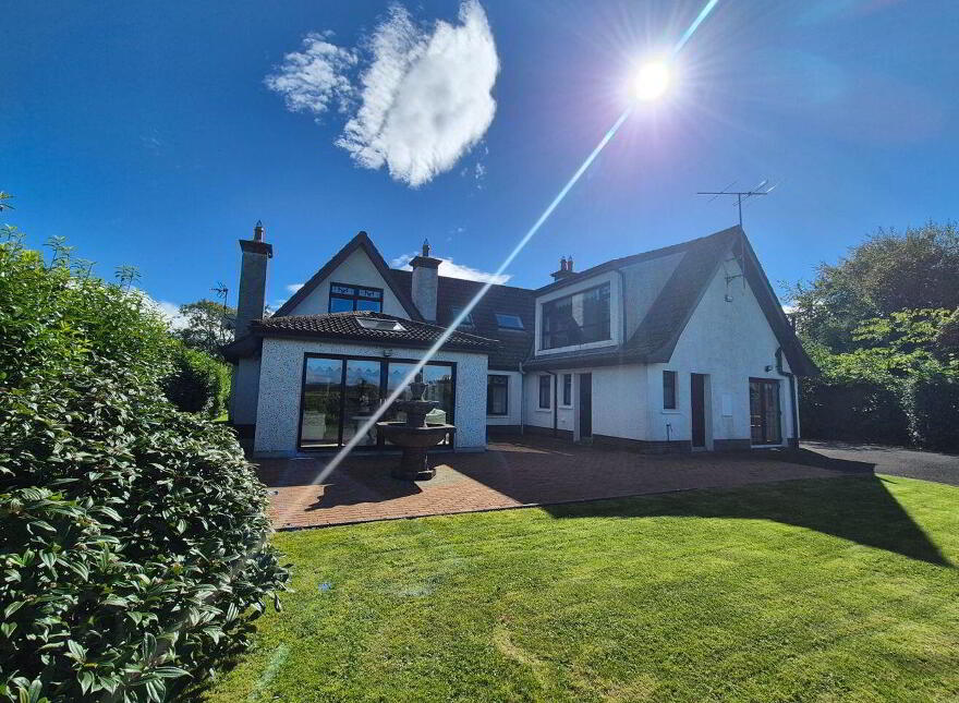 Hillcrest, Quignalegan, Ballina, F26EK52