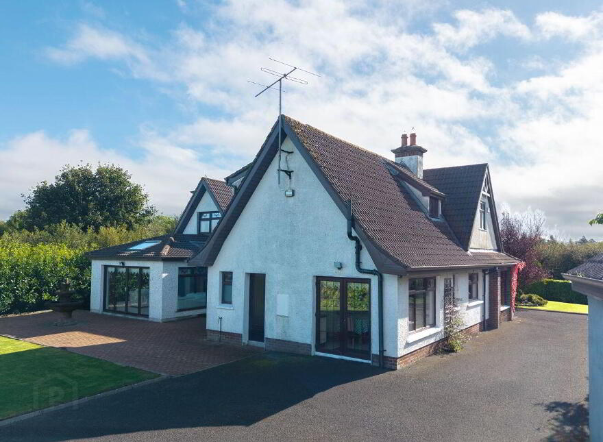 Hillcrest, Quignalegan, Ballina, F26EK52