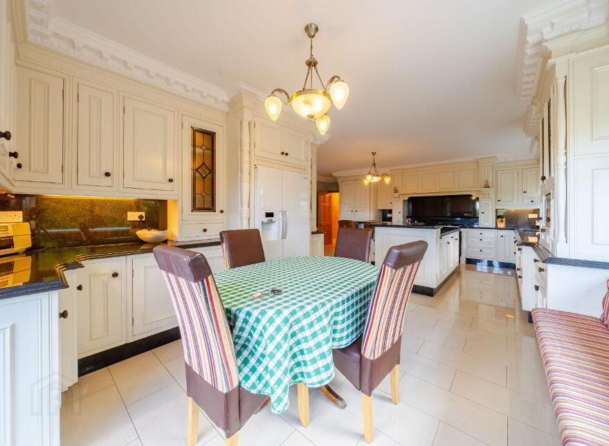 Hillcrest, Quignalegan, Ballina, F26EK52