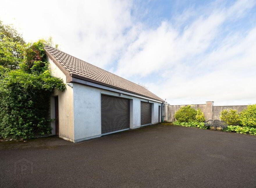 Hillcrest, Quignalegan, Ballina, F26EK52