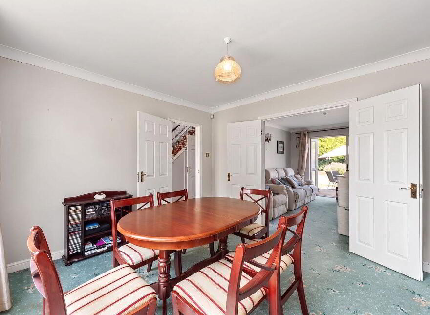 154 Santry Close, Dublin 9, D09F2P4